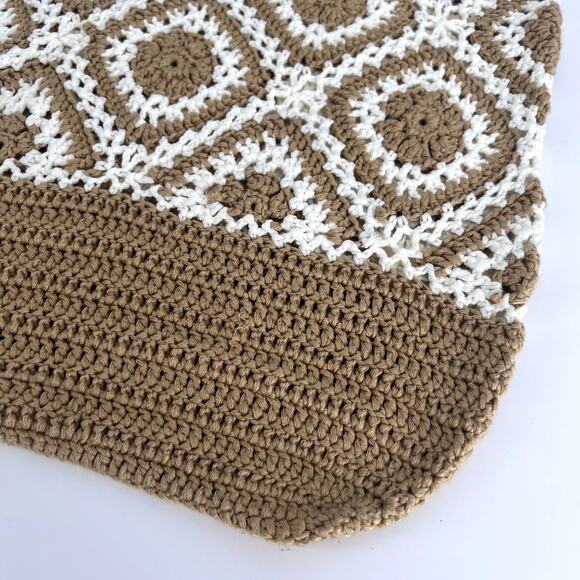 Urban Originals Crochet Bag - Picture 3 of 5